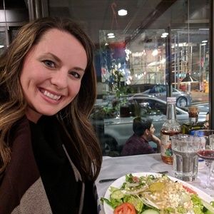 Meet your Posher, Carrie